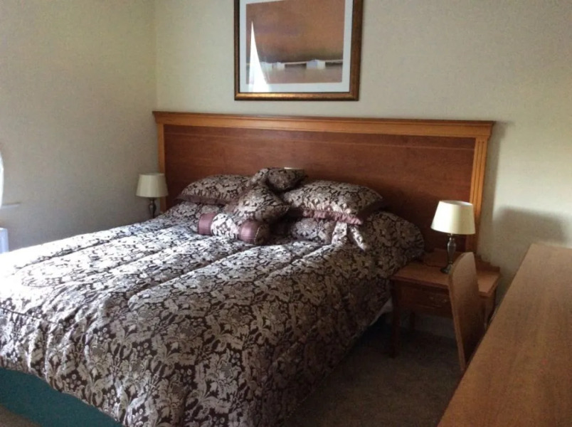 The West Wing at Everleigh Manor