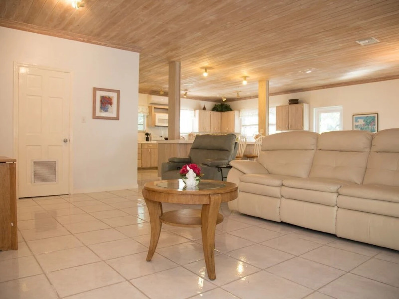 Dunn's House Harbour Island House With Pool