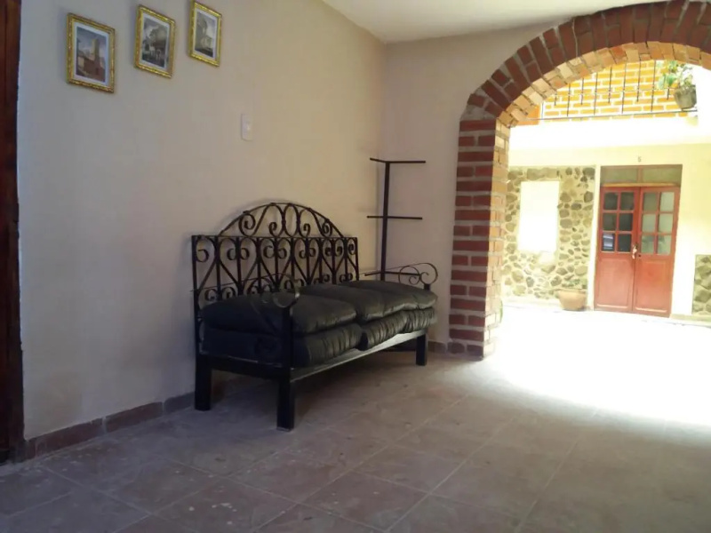 Mitayos Land Backpackers Hostel