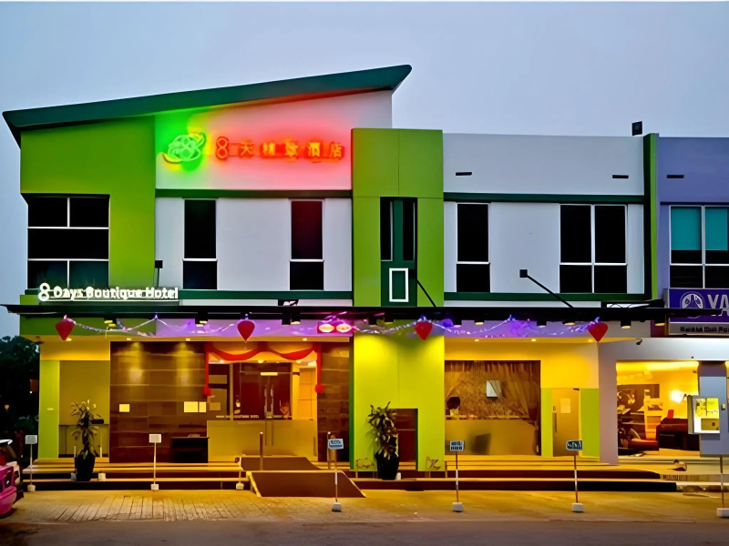 Eight Days Boutique Hotel