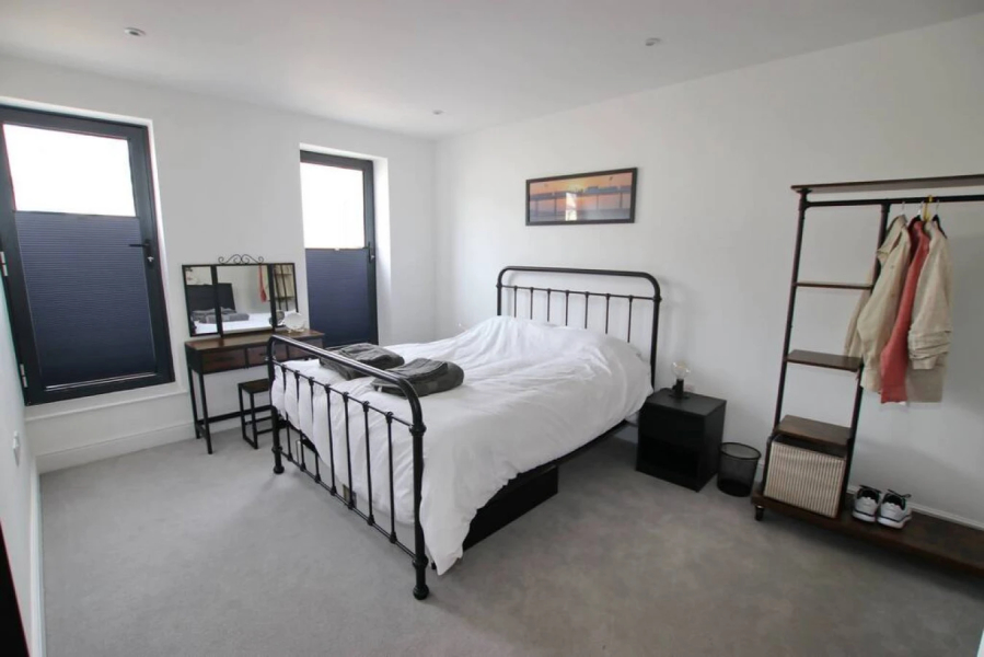 Queens Lodge Guest House