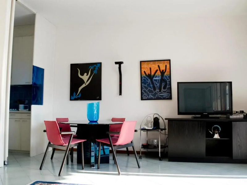 Front Lake Studio with Loft Bed and Pool