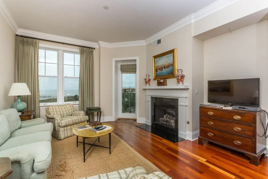 30 Waterfront Drive #333 by Hodnett Cooper