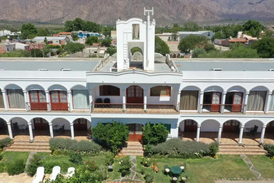 Hotel Portal del Santo