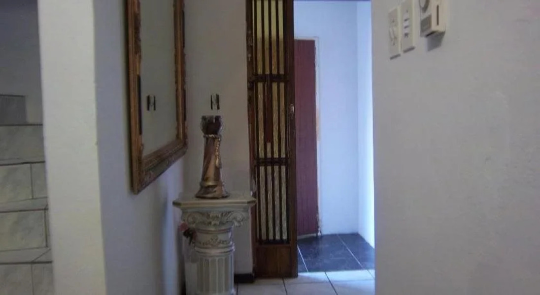 Franchise Sister Guest House