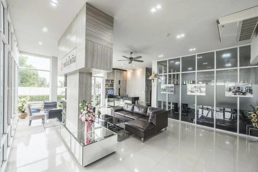 Plern Pailin Service Apartment