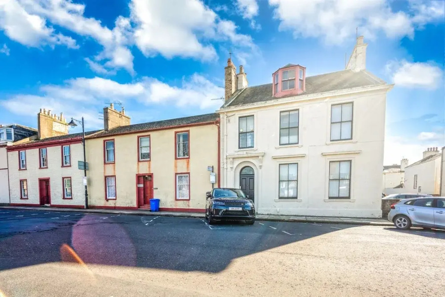 Charlotte's Apartment D