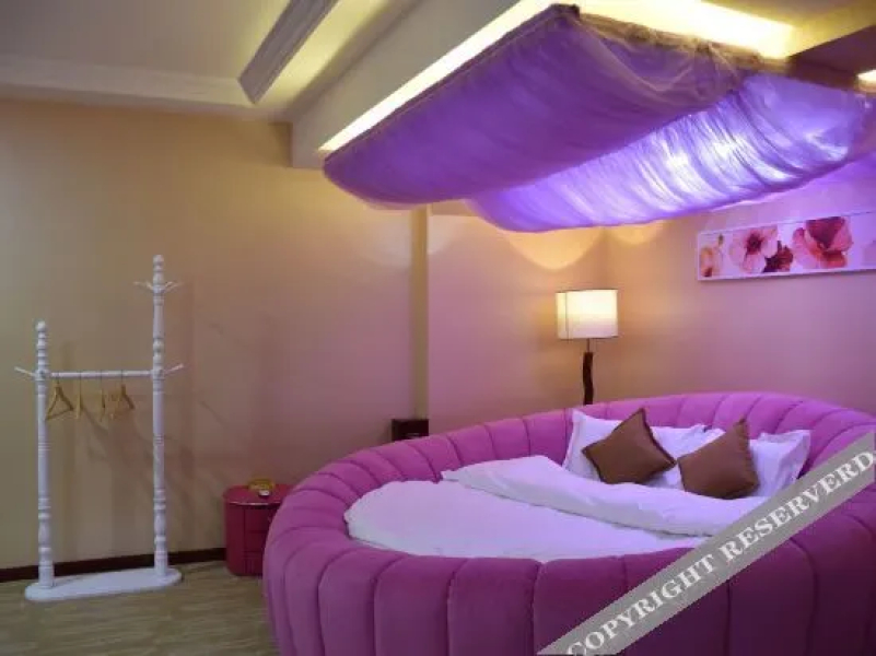 Tacheng Quandu Hotel