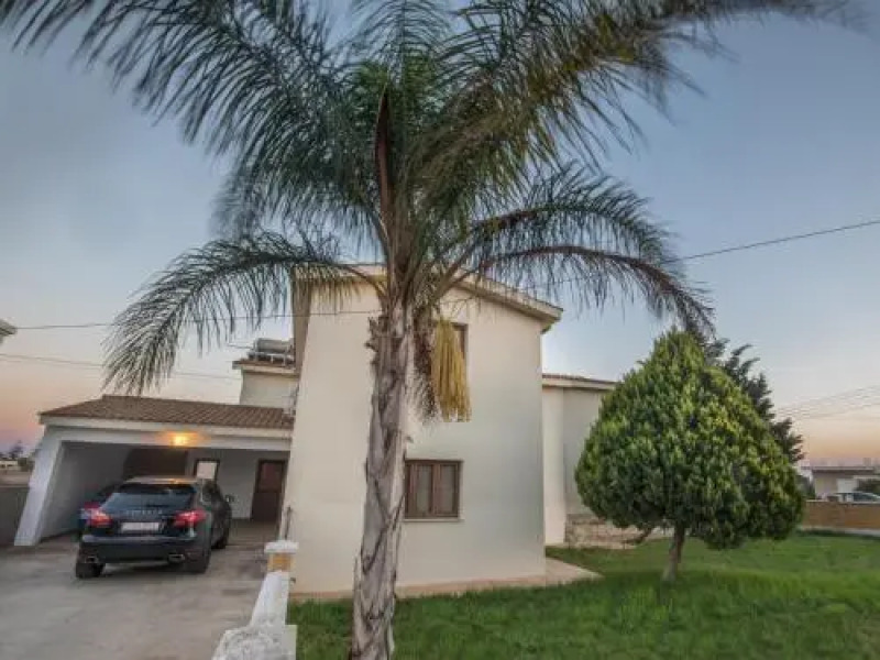 Sunshine Luxury House