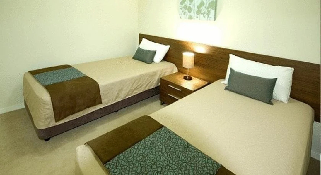 Airlie Summit Apartments