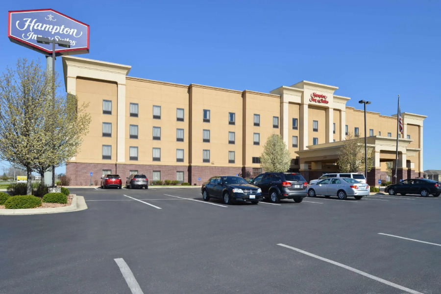 Hampton Inn & Suites Muncie