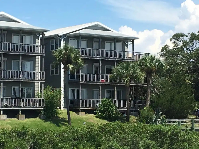 Seahorse Landing by Panhandle Getaways