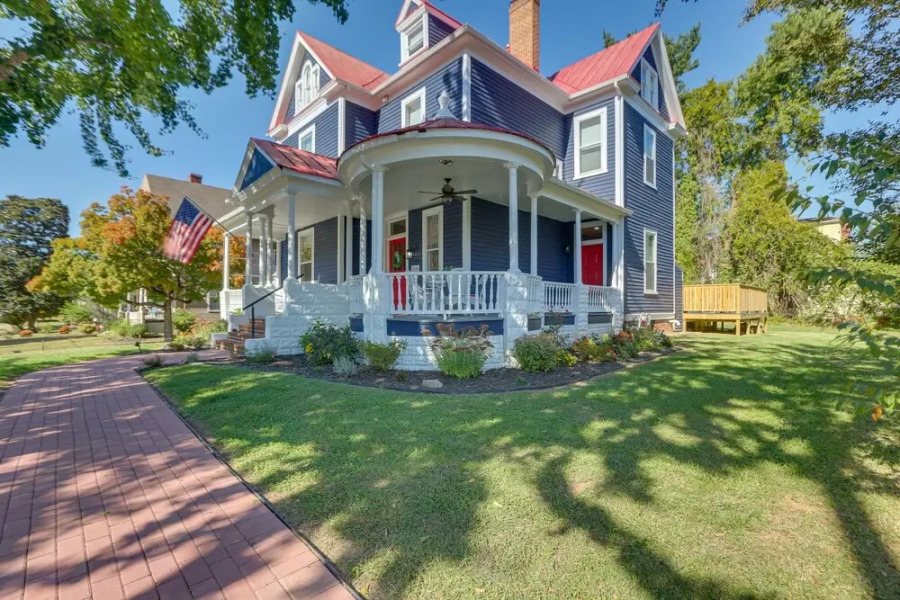 Danville Retreat w/ Hot Tub & Cozy Fireplace!