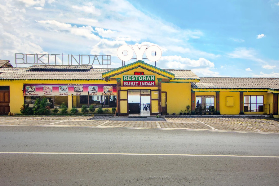 OYO 1159 Bukit Indah Hotel and Restaurant