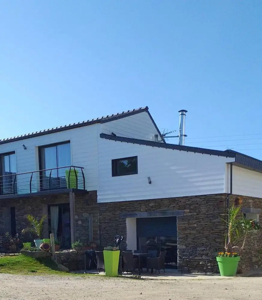 House With 3 Bedrooms in Plougonvelin, With Wonderful sea View, Private Pool, Furnished Garden - 900 m From the Beach