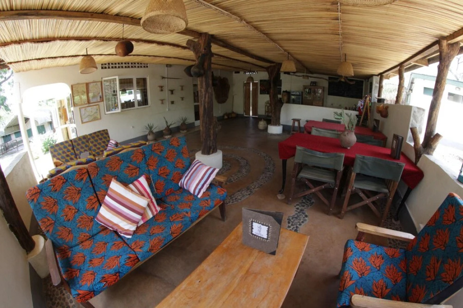 Kara-Tunga, Karamoja Backpackers & Safari Camp