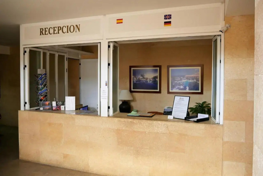 Apartamentos Jardín del Conde