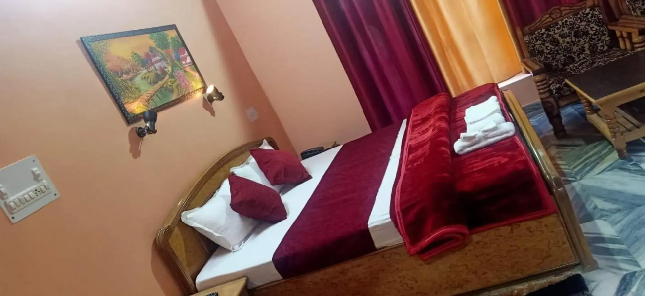 OYO 85331 Malti Guest House