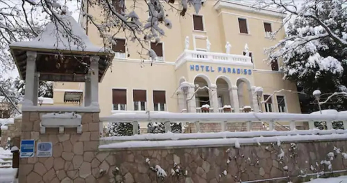 Hotel Paradiso