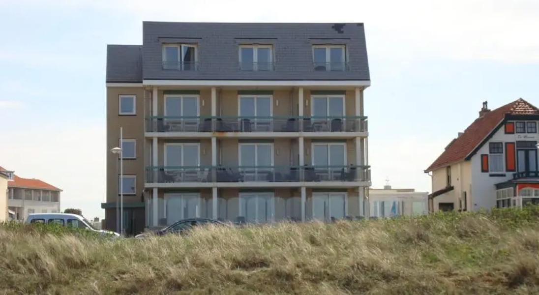 Strandhuis Apartments