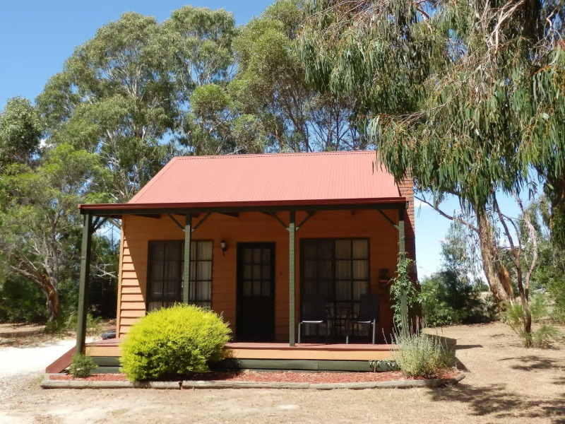 Mountain View Motor Inn & Holiday Lodges