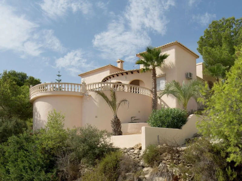 Beautiful Holiday Villa With Private Swimming Pool in Quiet Benitachell