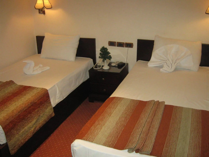 El Tonsy Hotel