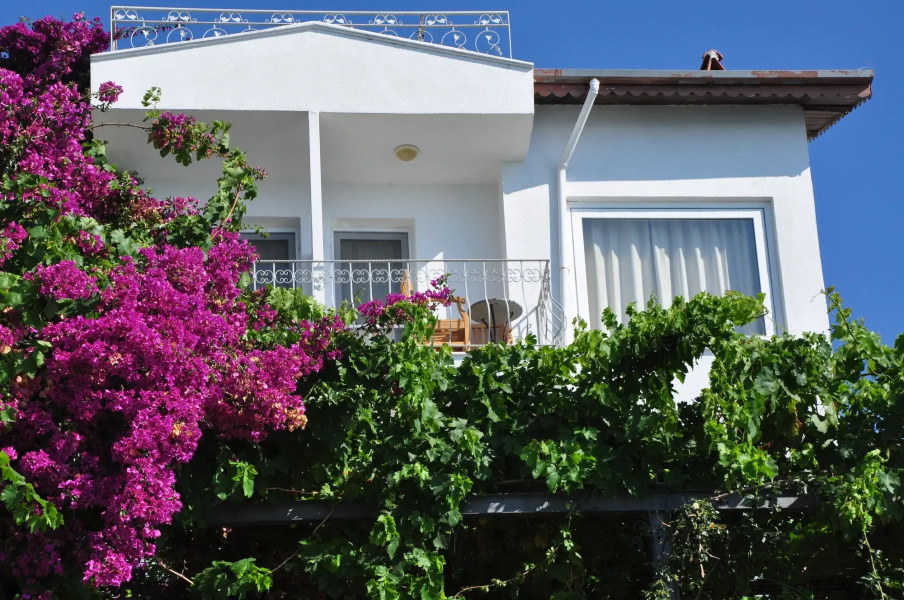 Ece Hotel Sovalye Island