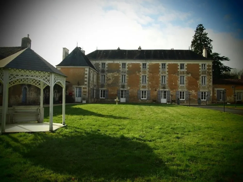 Château De La Touche