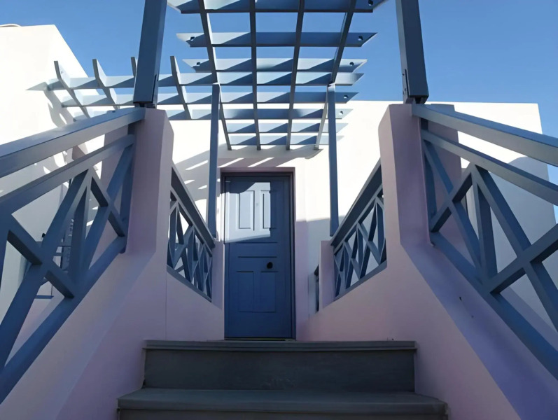 Cybele Suites & Apartments