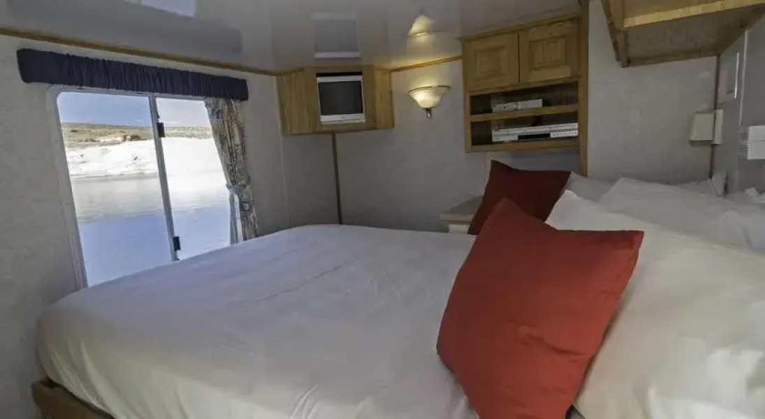 Antelope Point Marina at Lake Powell