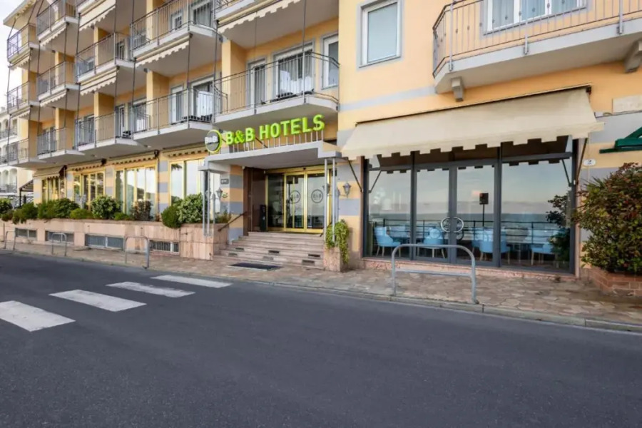B&B Hotel Diano Marina Palace