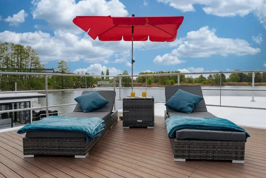 Hausboot am Prerauer Stich in Zehdenick