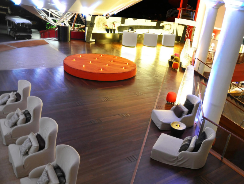 Tahiti Ia Ora Beach Resort