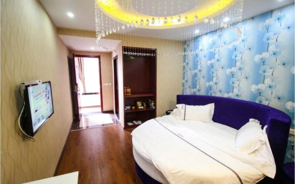 Chuyun Business Hotel