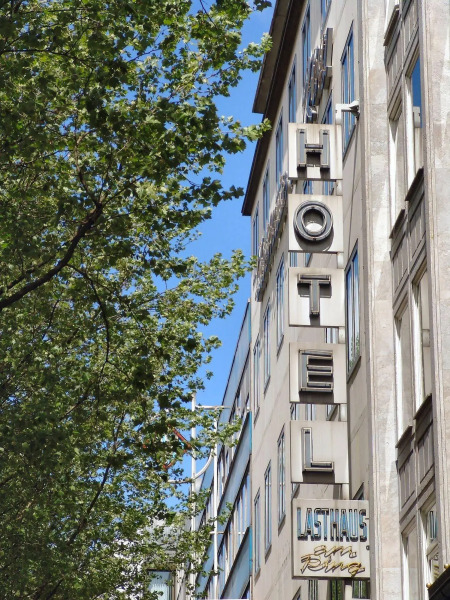 Tante ALMA's Hotel Lasthaus am Ring