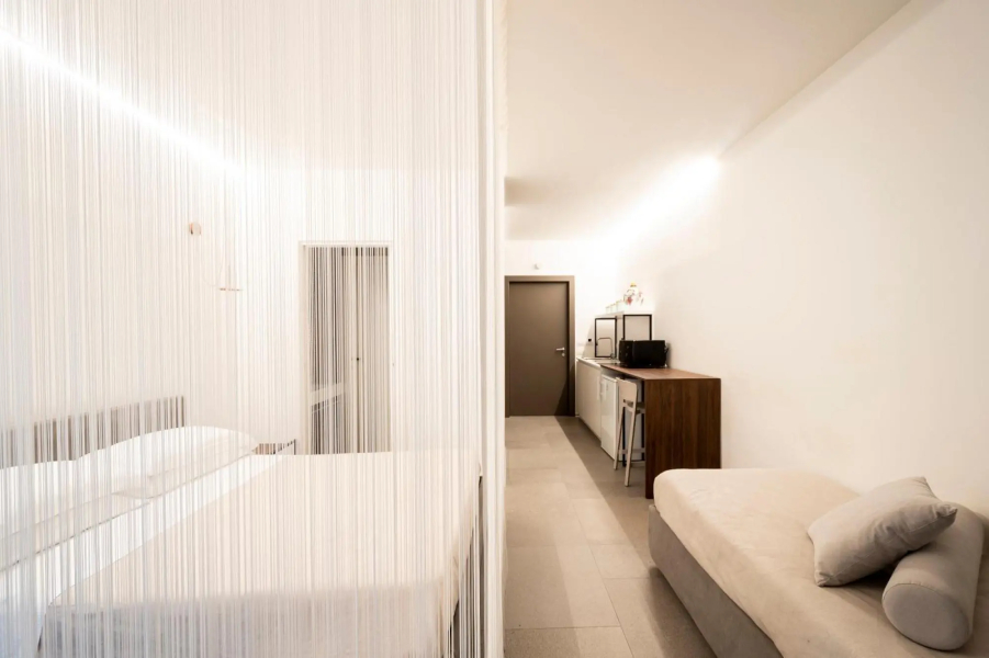 Alkamuri Posh Hotel Spa - 106 Suite Deluxe