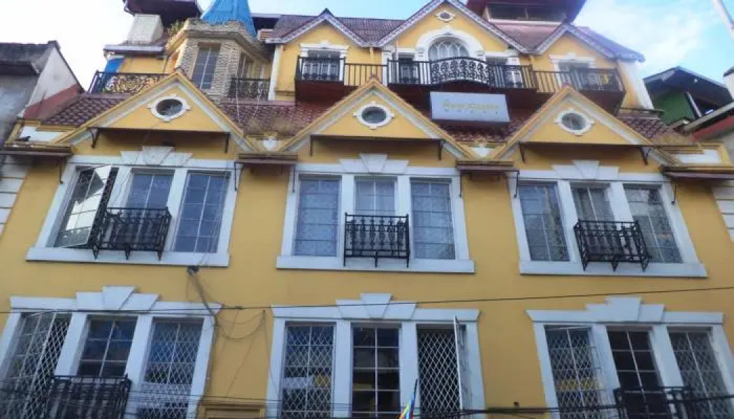 The New Castle Hotel