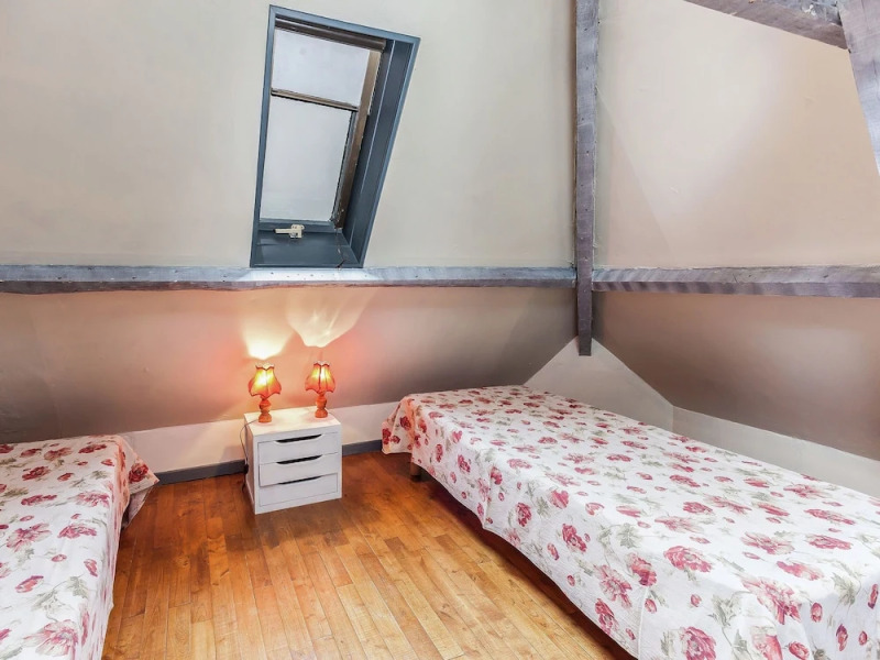 Beautiful Holiday Home in Wooded Grounds Near Villefranche-du-périgord