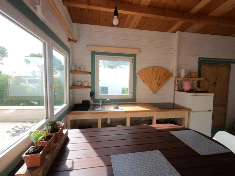 Ideal Summer cabin 1 km from arrifana beach