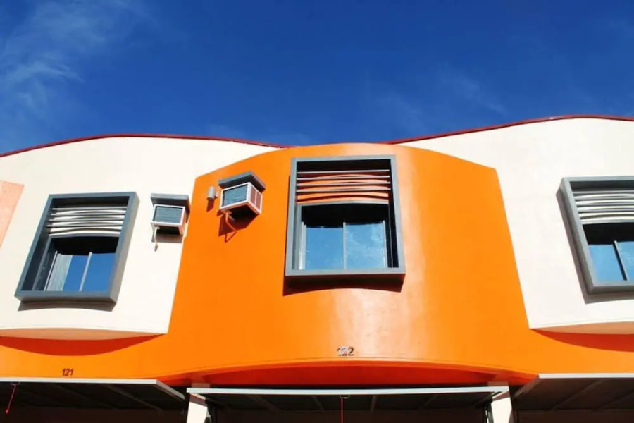 El Vistra Travellers Inn & Coffee Shop