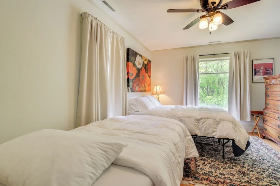 Cozy Elkhart Lake Apartment: Walk to Town & Dining