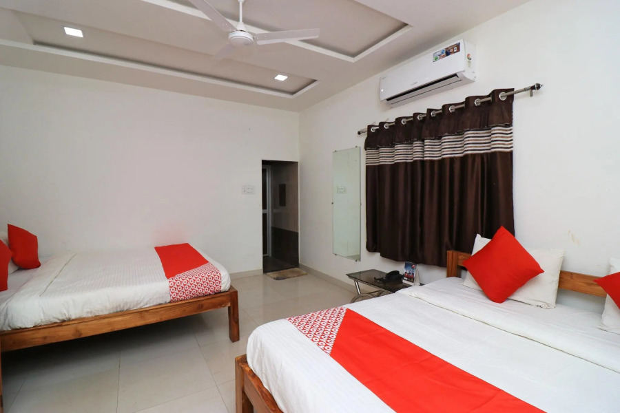 OYO Flagship 39764 Mahendra Greens