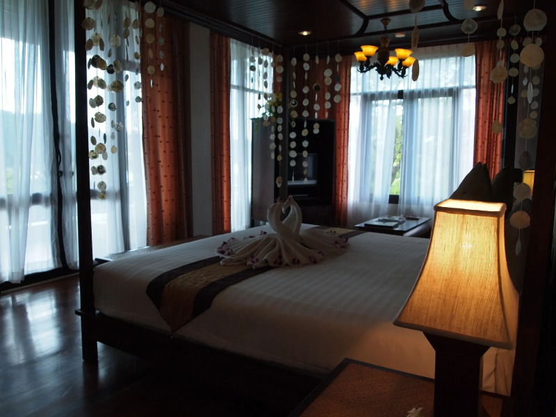 Racha Kiri Resort and Spa Khanom