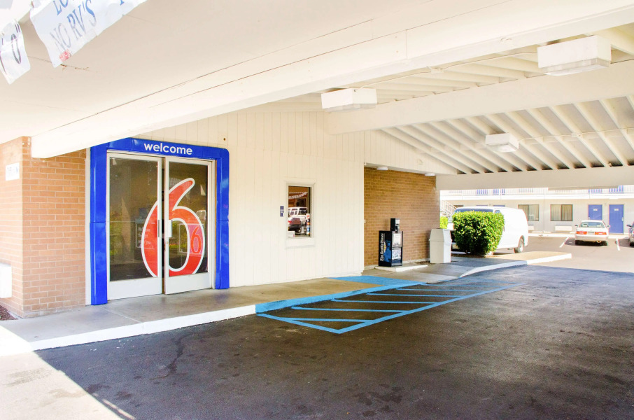 Motel 6 Tacoma, WA - Fife