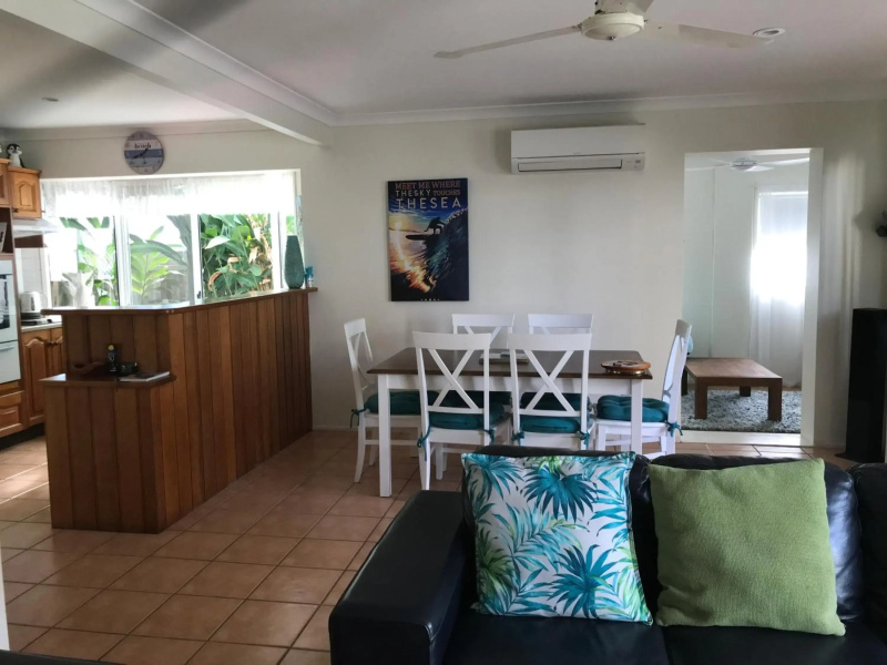 Mudjimba Esplanade Villa