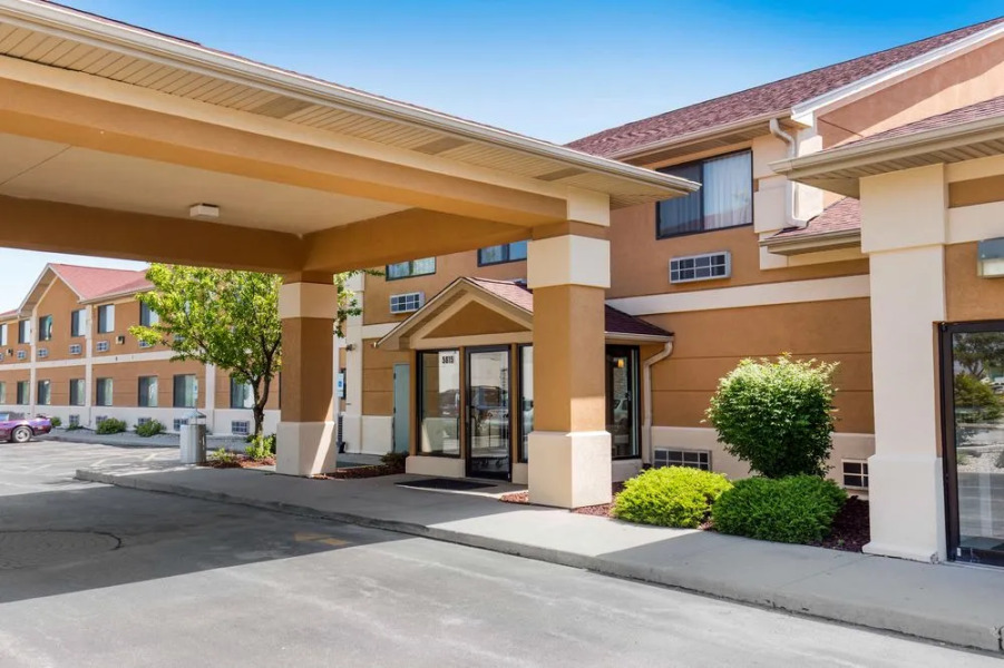 Americas Best Value Inn Monee / Chicago Area