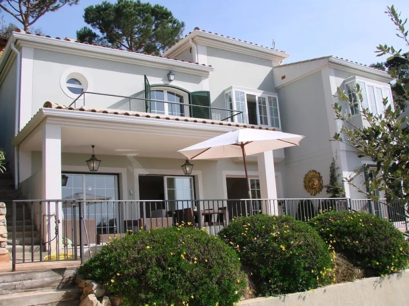 Cozy Villa in Santa Cristina d'Aro with Swimming Pool