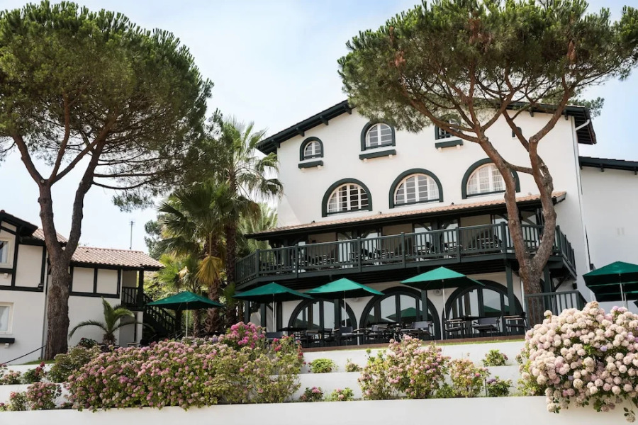 Les Hortensias Du Lac - Fontenille Collection