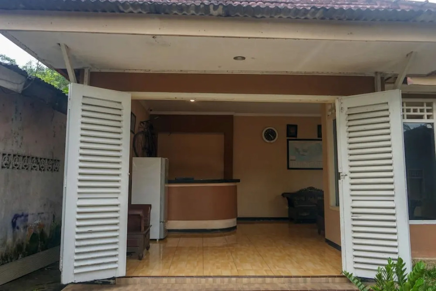 Hotel Jatimas by OYO Rooms